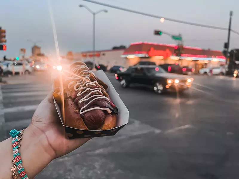 Image: Olidogs is a hot dog pop-up that's been setting up shop along Jefferson Boulevard on Sunday evenings.