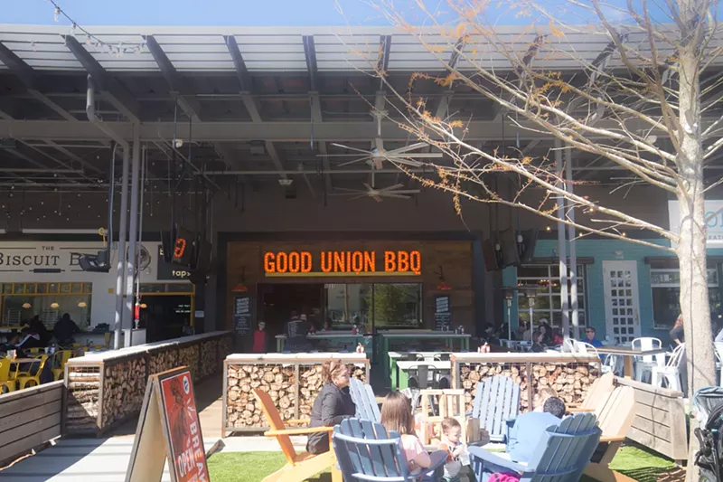 Image: Picture-perfect weather and tasty barbecue put us in a good mood at Good Union Urban BBQ.