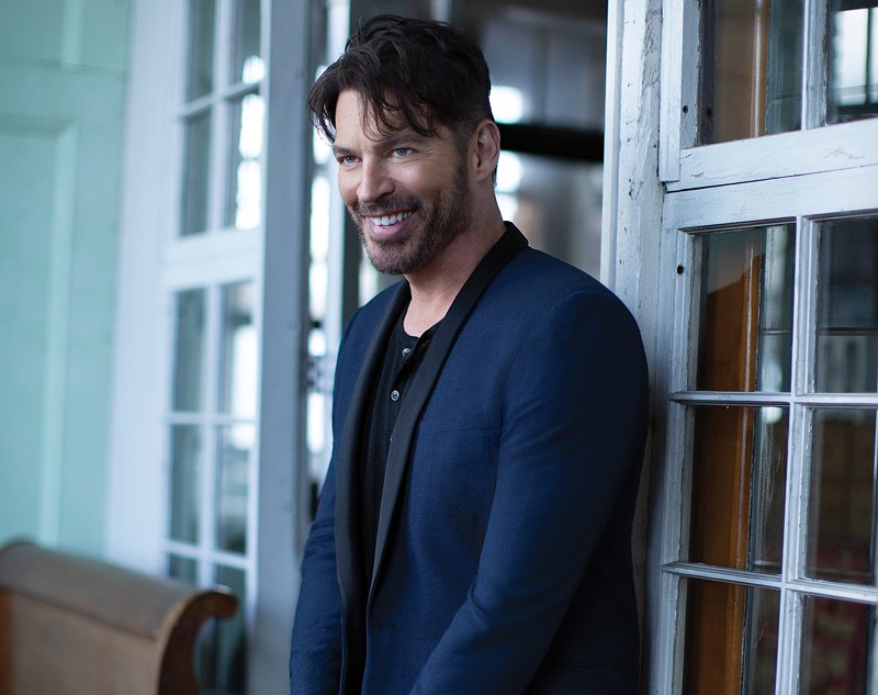 Harry Connick Jr. brought the jazz but forgot the soul Sunday night.