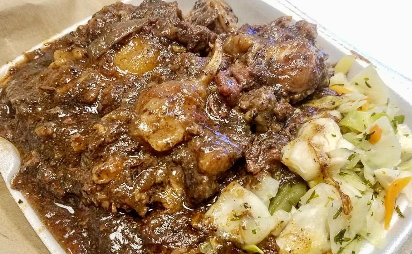 Hey, Micah Parsons, Here's Where To Get the Best Oxtail Around Dallas