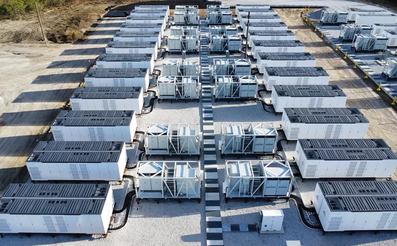 Image: How A Weird Midlothian Container Yard Is Bolstering Texas’ Power Grid
