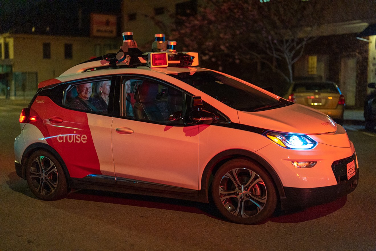 A new driverless cab service plans to offer rides in Dallas before the end of this year.