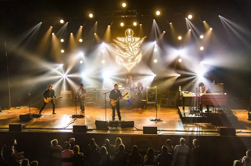 Image: Jason Isbell was the crowd's favorite on Thursday night.