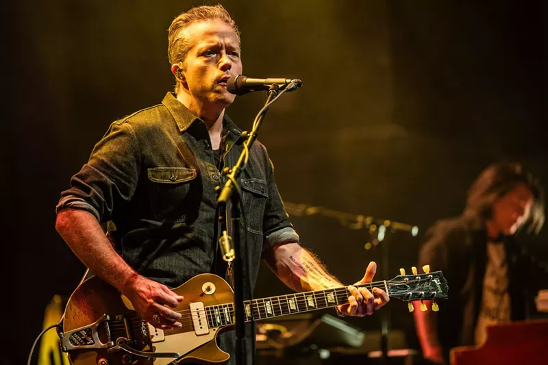 Image: Jason Isbell delivers a powerful performance with the 400 Unit.