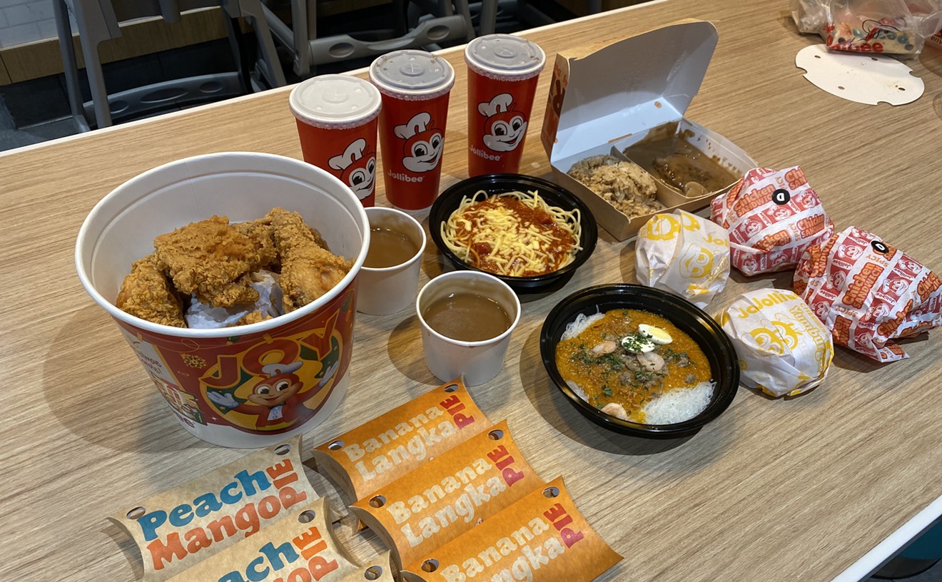 Jollibee, The Filipino Chain, to Open in Dallas Proper, and You Need to Try It