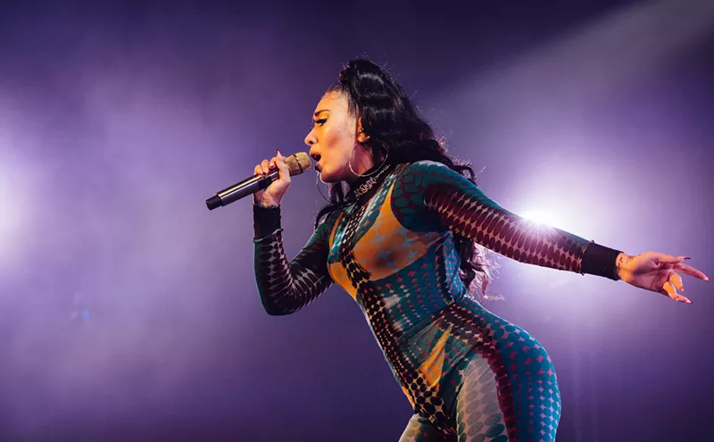 Image: Kali Uchis and Jorja Smith Are Proving To Be Rising Powers in Pop