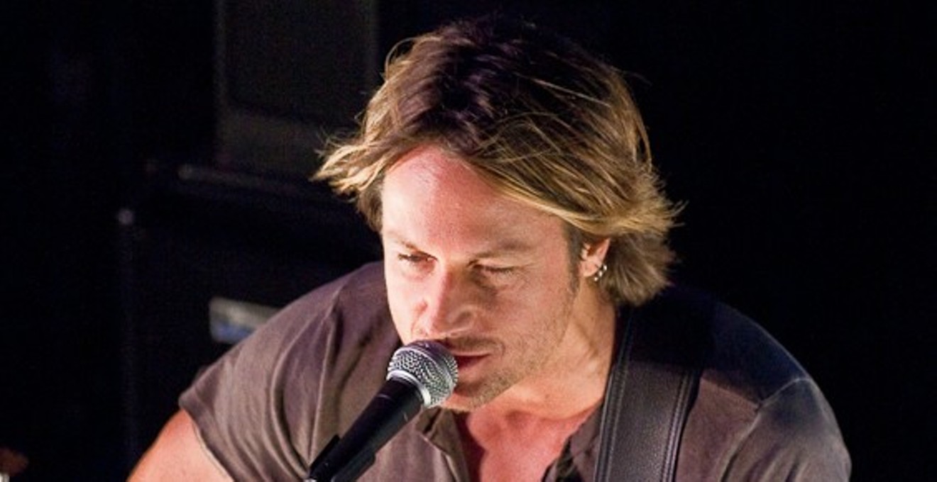 Keith Urban Will Play a Surprise Gig at Club Dada Tonight. But, Why?