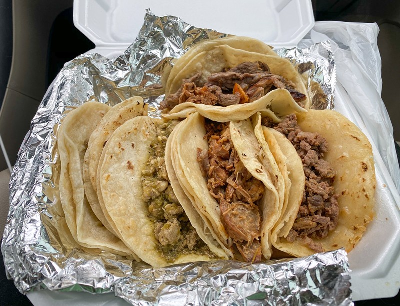 Tacos de Guisado 