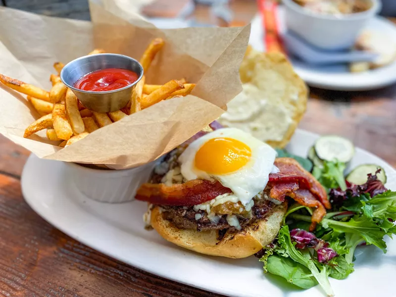 Image: Henry's Marrow Spiked Burger, for those who can never get enough bone marrow in their diets.