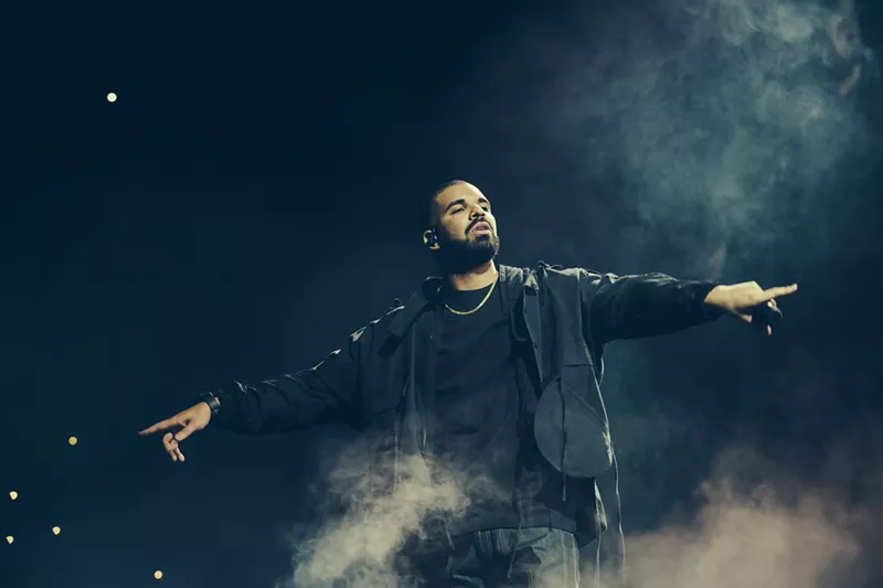 Image: Dallas loves Drake.
