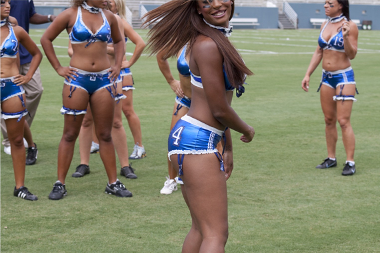 Lingerie Football League: Dallas Desire Get Ready for the Game, Dallas, Dallas Observer