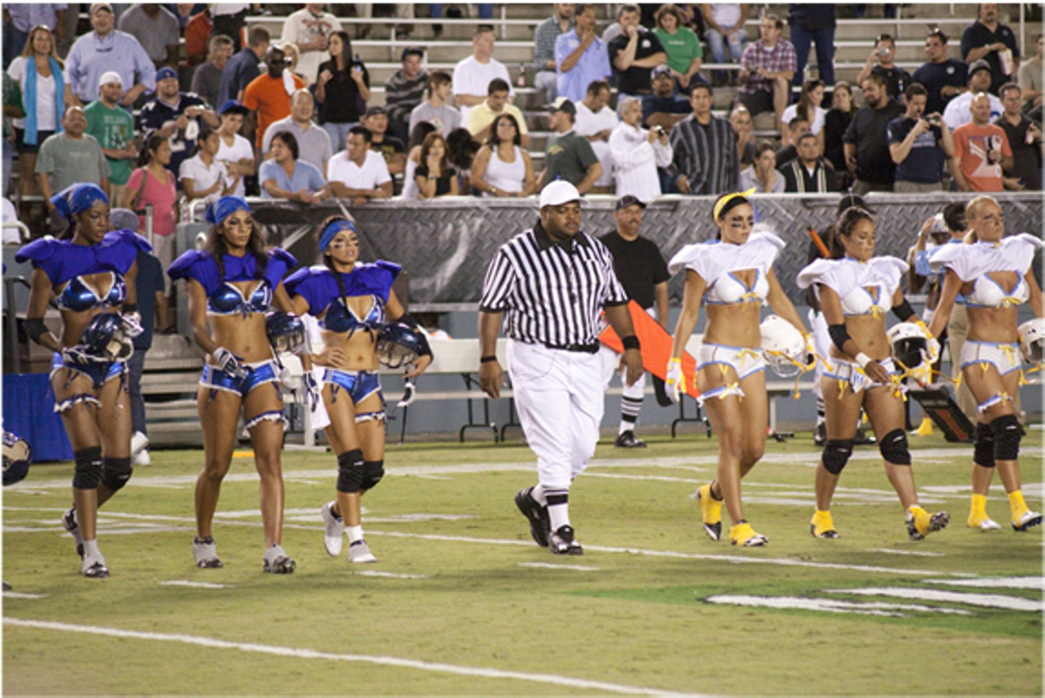 San Diego Seduction vs Seattle Mist - 11 September 2009 - Lingerie Football  League : Lingerie Football League : Free Download, Borrow, and Streaming :  Internet Archive