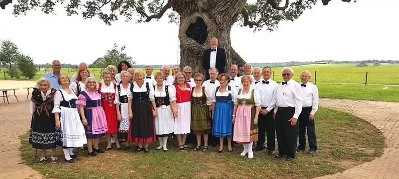 Image: A group of singers belonging to the Dallas Frohsinn Singing Society.