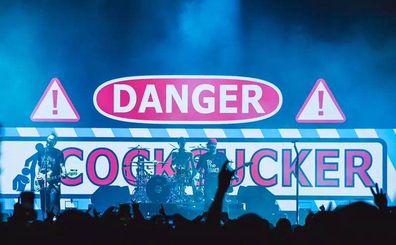 Image: What’s Their Age Again? Who Cares? Blink-182 Rocked Harder Than Ever in Dallas