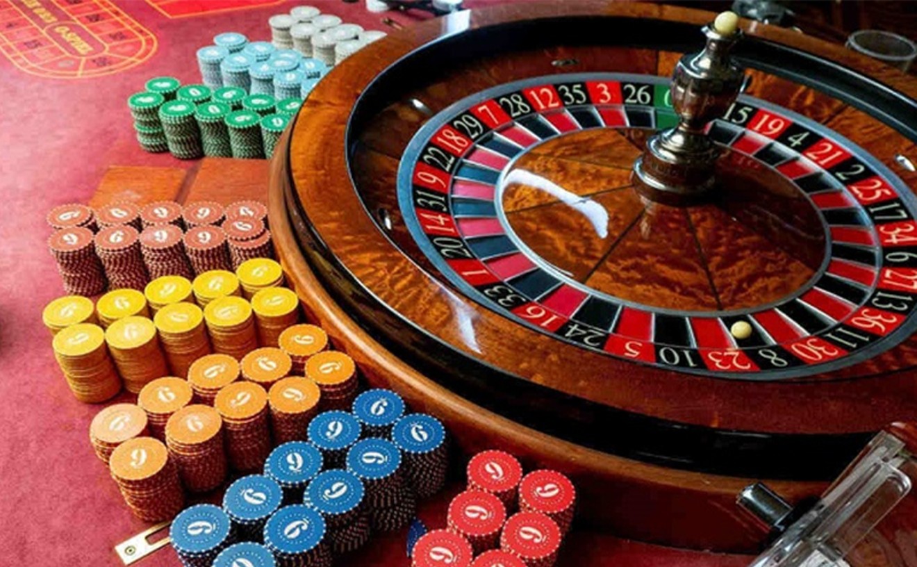 Mastering Casino Games by Balancing Luck and Skill for Success