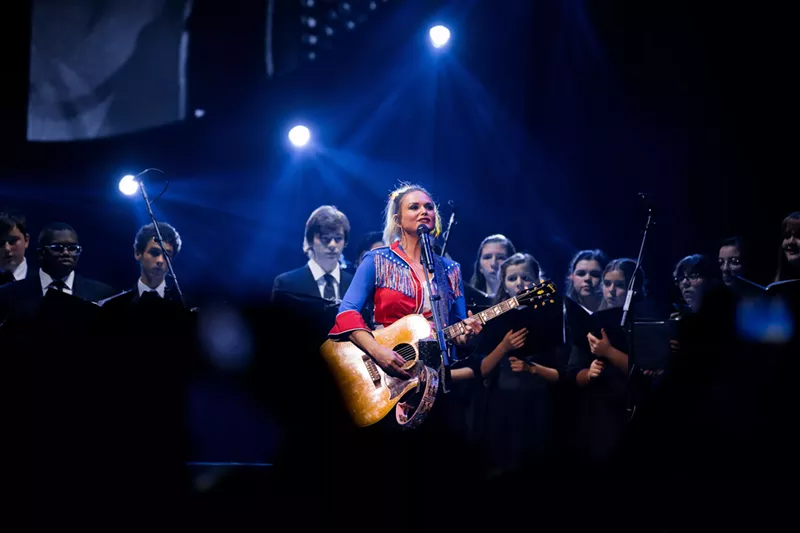 Image: Even cowboys get the blues. Miranda Lambert's hometown show felt personal.