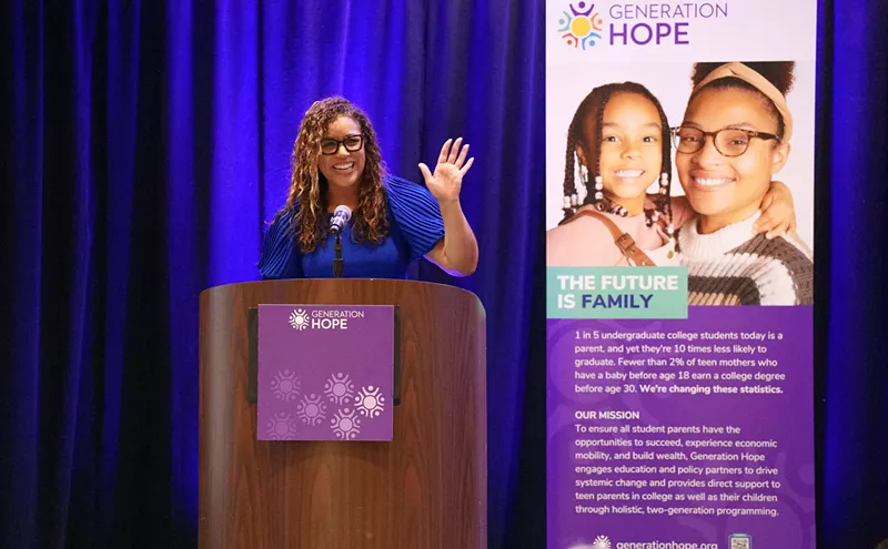 Image: More Young Dallas Mothers Now Have Hope for a College Education, Bright Future