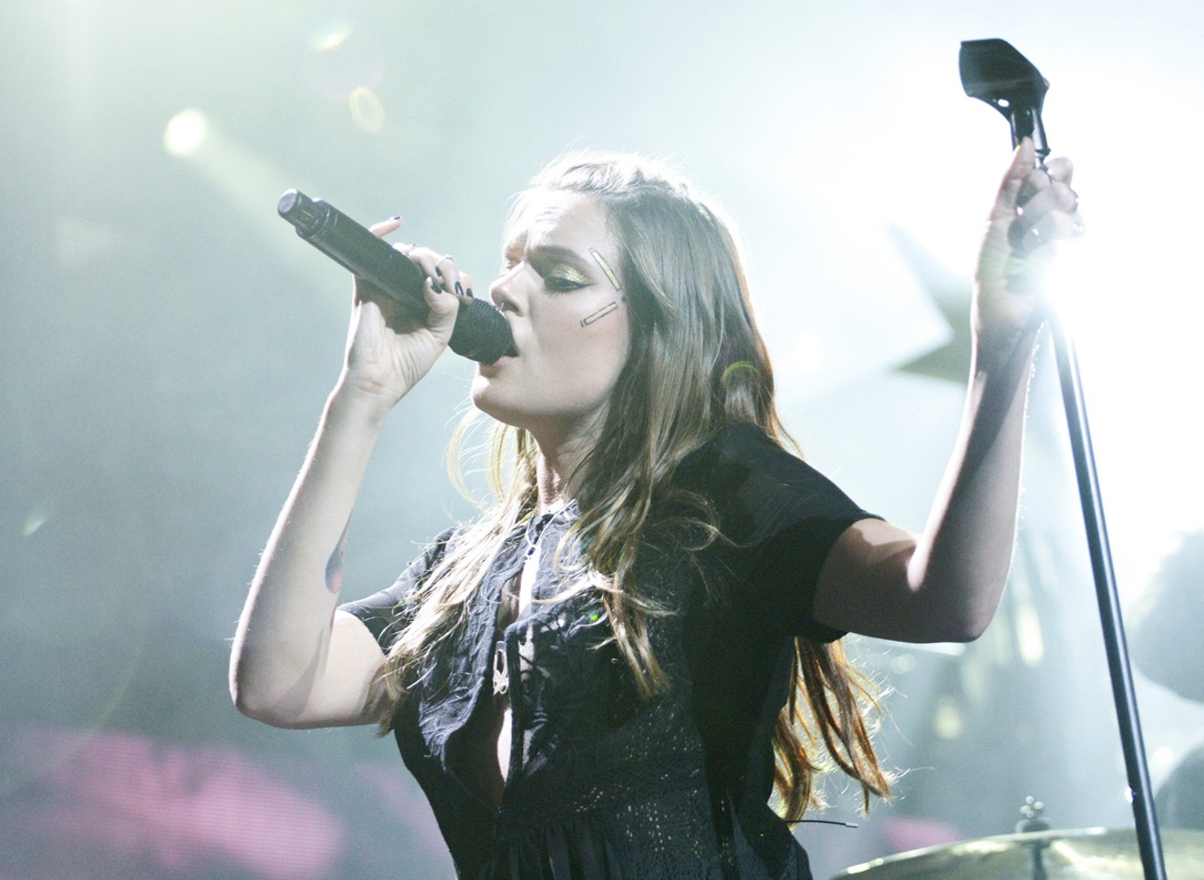 Tove Lo (here at the 2015 Jingle Ball)  will bring her high energy to House of Blues.