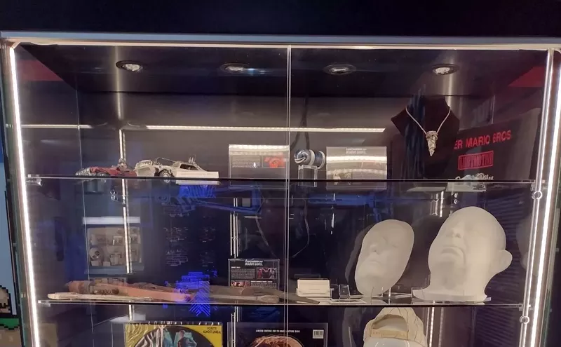 Image: National Video Game Museum Brought Back the Super Mario Bros. Movie Collection