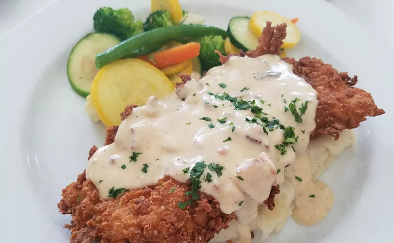 Image: Not Every Dallas Brunch Is Worth an Hour Wait and $10 Bloody Mary, But Hattie's Still Nails It