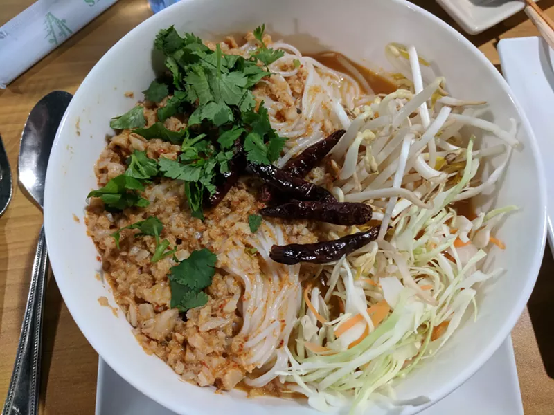Image: Kapoon, a noodle soup at Sapp Sapp Lao and Thai Kitchen in Irving.