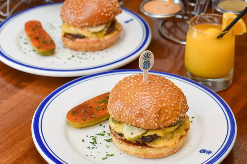 Image: burgers at hudson house