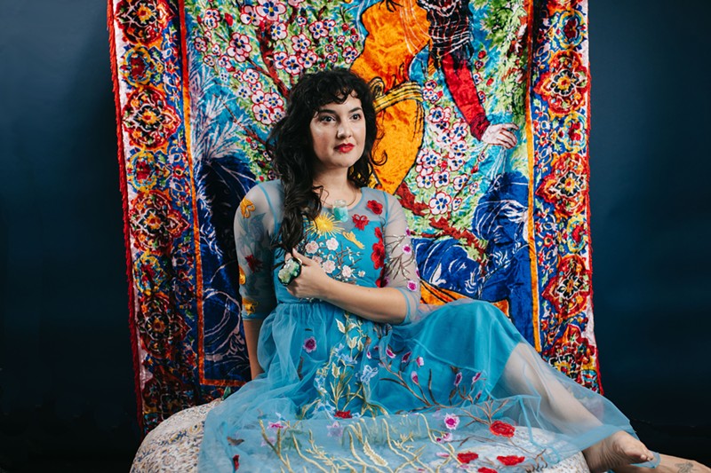 Shamsy Roomiani is a bewitching Dallas-based artist working in various media.
