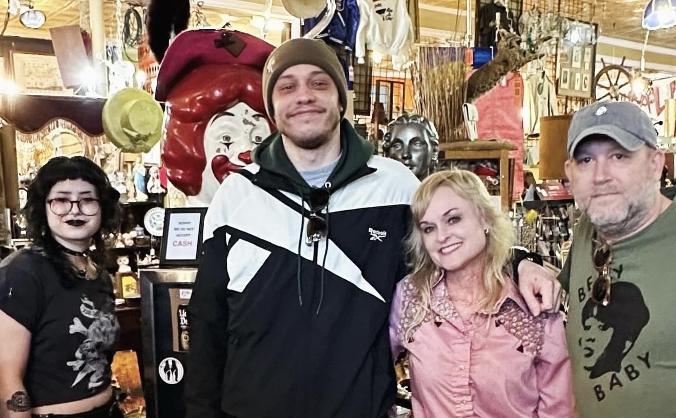 Pete Davidson Had a Thrift Store Shopping Spree in East Dallas