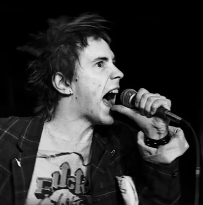 Image: Johnny Rotten fronting the infamously nuts Sex Pistols show at Dallas' Longhorn Ballroom