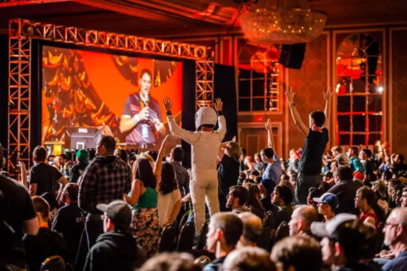 Image: Fans flood the floors of the annual PC gaming convention QuakeCon.