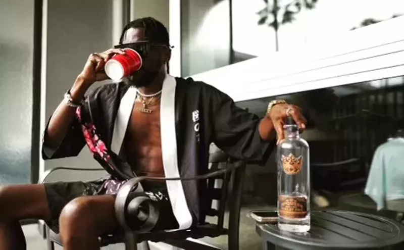 Image: Lotto, Ladies and Livin': Reb Creezy Is an Artist To Watch