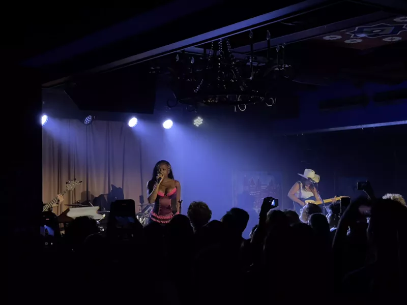 Image: Woman performing on stage