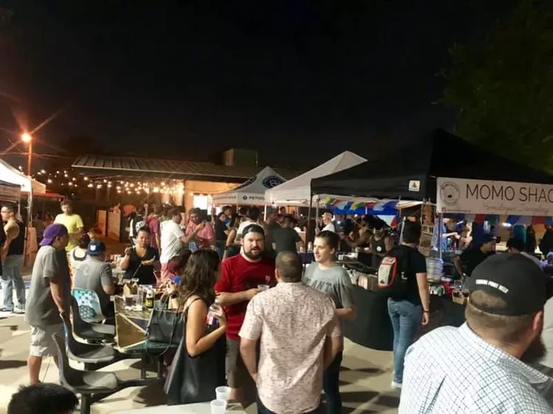 Image: A previous night market that filled the parking lot around Sandwich Hag.