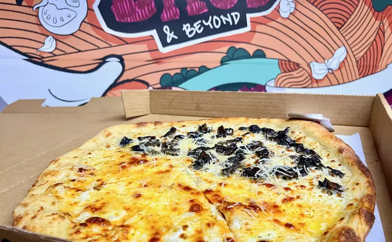 Image: SauceBros Pizza Serves up Pizza from … Bangladesh?