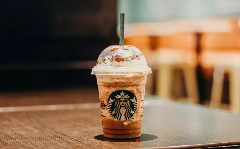 Image: Starbucks Baristas Don't Hate Making TikTok Drinks, They Just Hate Rude Customers
