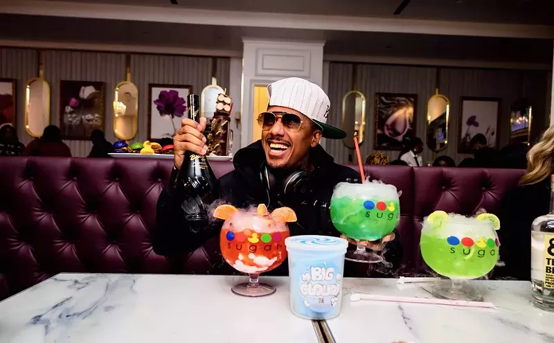 Image: Sugar Factory Dallas Opens with Nick Cannon Fanfare, Fizzy Booze, Burgers and More