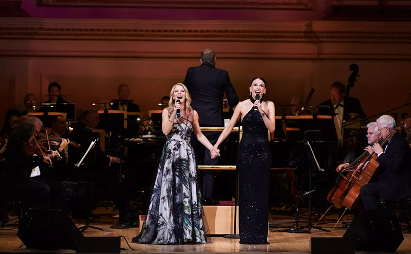 Image: Sutton Foster and Kelli O'Hara Bring Big D(iva) Energy to Dallas
