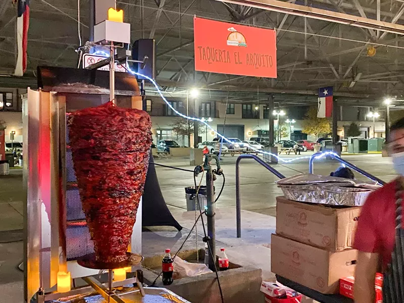 Image: Trompo from Taqueria el Arquito