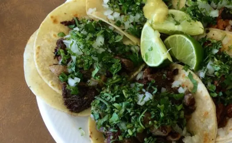 Image: Tacos La Banqueta