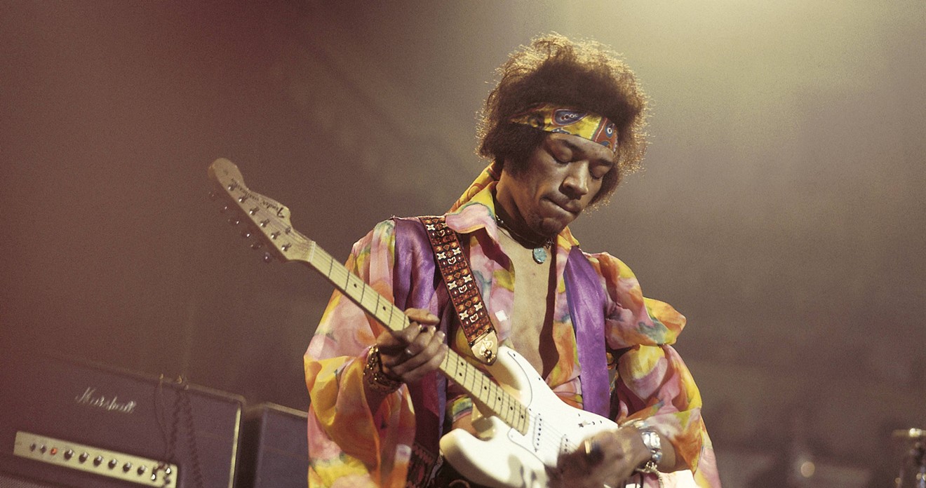 A New Orleans musician says he was kicked out of a Texas bar for playing Hendrix's version of the national anthem through a phone.