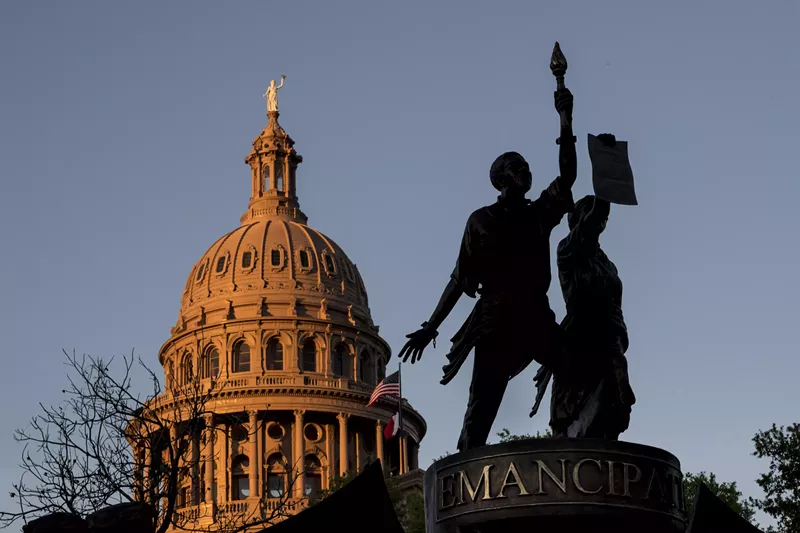 Image: texas capitol