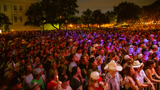 A crowd photo