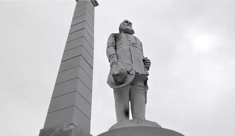 Image: Stonewall Jackson on Dallas’ Confederate War Memorial