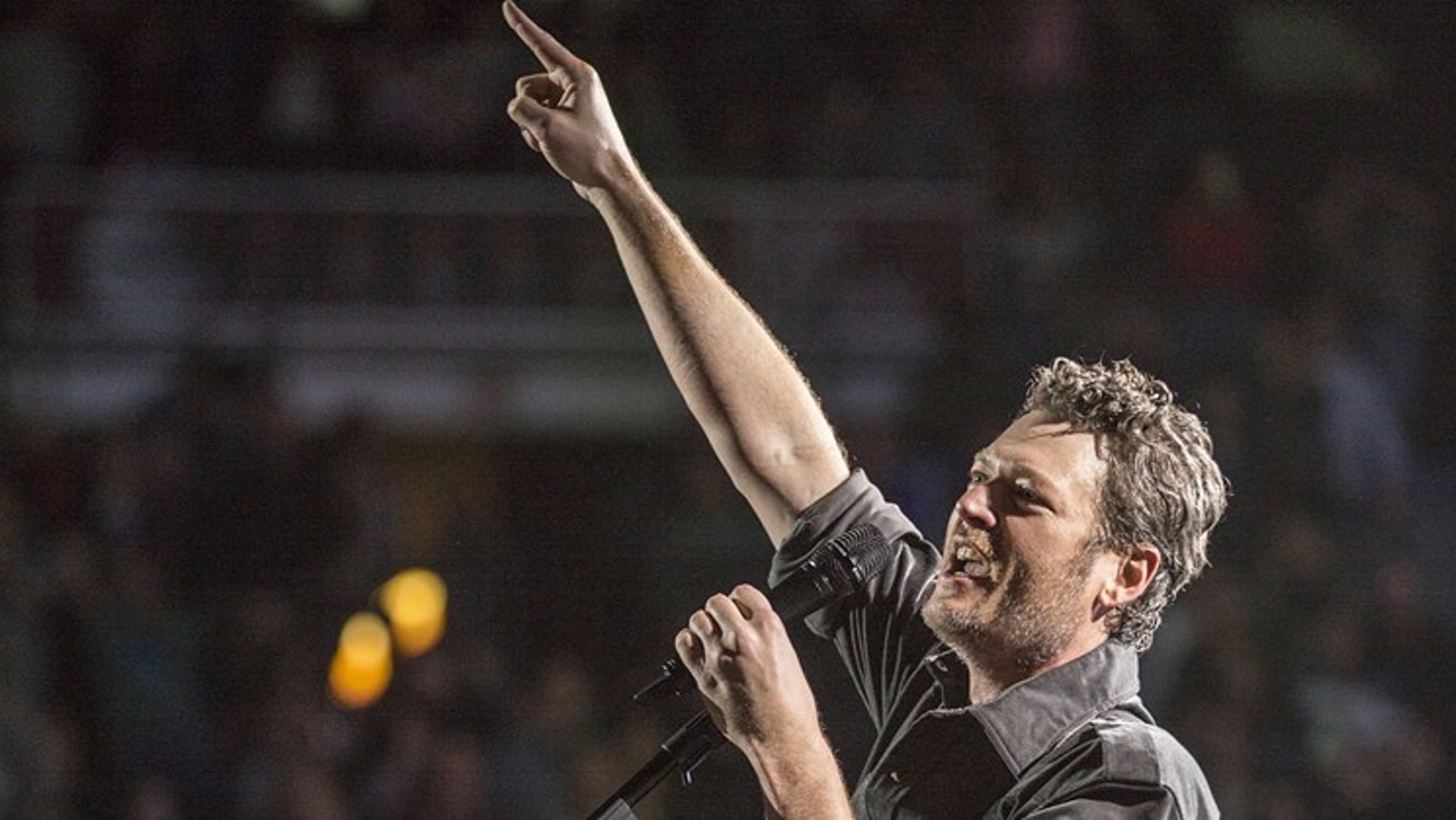 Country superstar Blake Shelton plays American Airlines Center on Friday night.