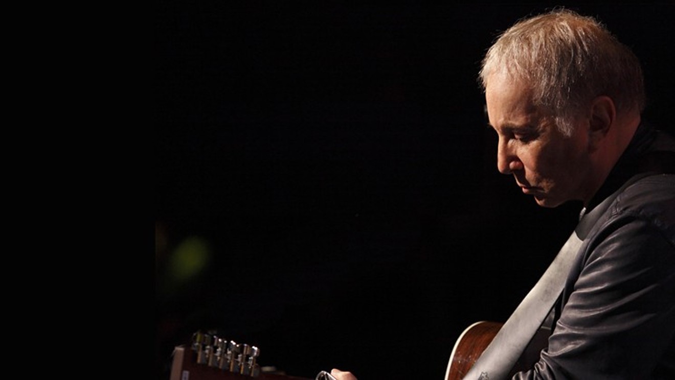 Paul Simon says farewell at American Airlines Center on Friday night.