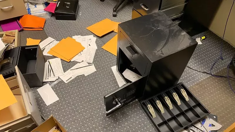 Image: Thieves broke into the offices of Hurst's Artisan Center Theater, ransacked the place and stole electronics and cash, including some from three of the theater's safes.