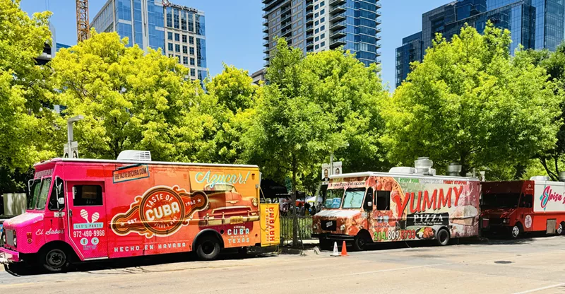 Image: Food Truck Lane at Klyde Warren Park brings a daily flavor parade.