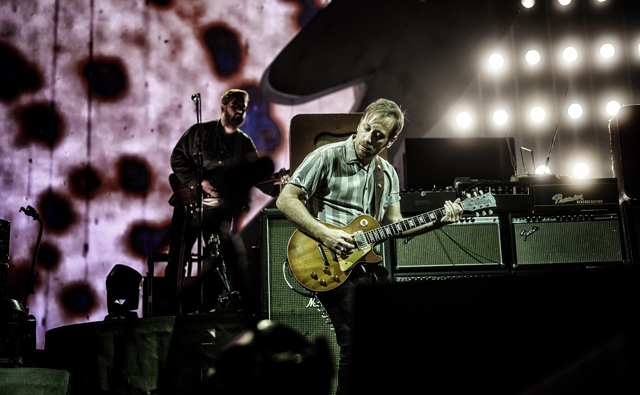 The Black Keys put on a tasteful rocking show on Thursday night at Dickies Arena in Fort Worth.