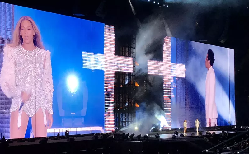 Image: The Carters Healed Broken Hearts By Showing Us What Real Love Is at On The Run II Tour