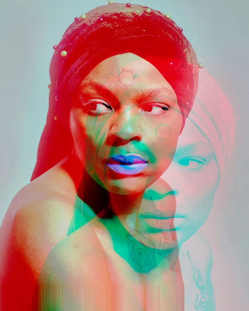 Image: Dallas singer Mattie Michelle runs into the spotlight.